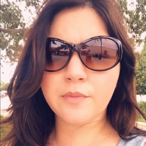 Meet your Posher, Tanya